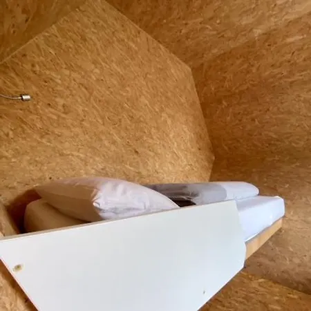 Gruene Wiek Wabenhausherberge Beckerwitz * Gramkow