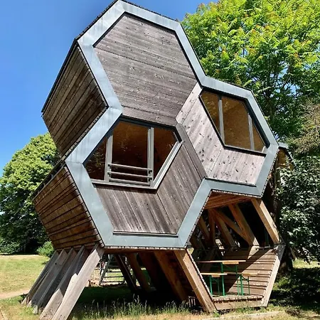 Gruene Wiek Wabenhausherberge Beckerwitz