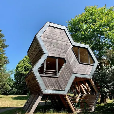 Gruene Wiek Wabenhausherberge Beckerwitz